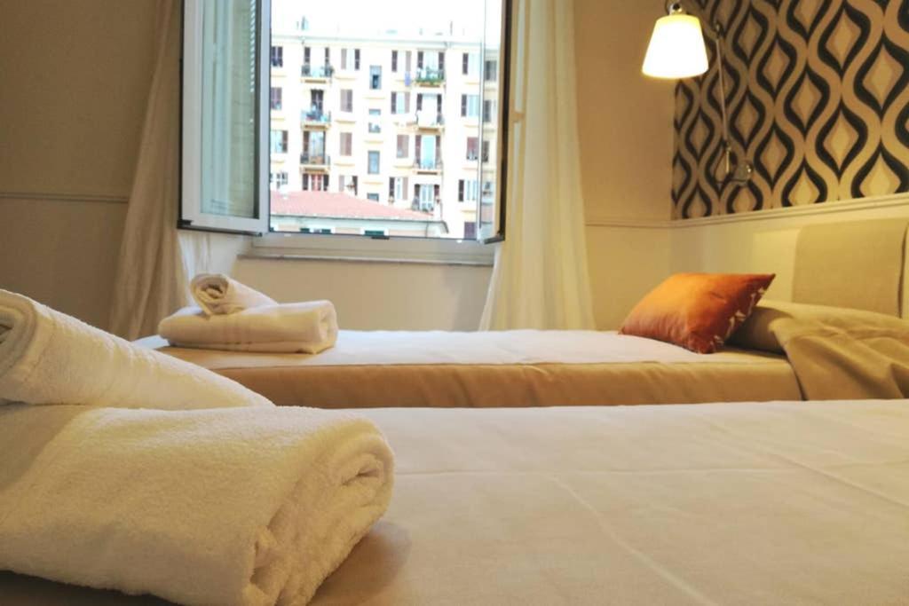 Casa Retro. Historic Center - La Spezia Apartment Bagian luar foto